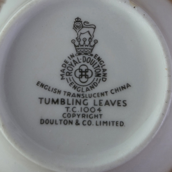 Tumbling Leaves Royal Doulton Tea Set 9-Piece Mid-Century Bone China - Picture 2 of 7